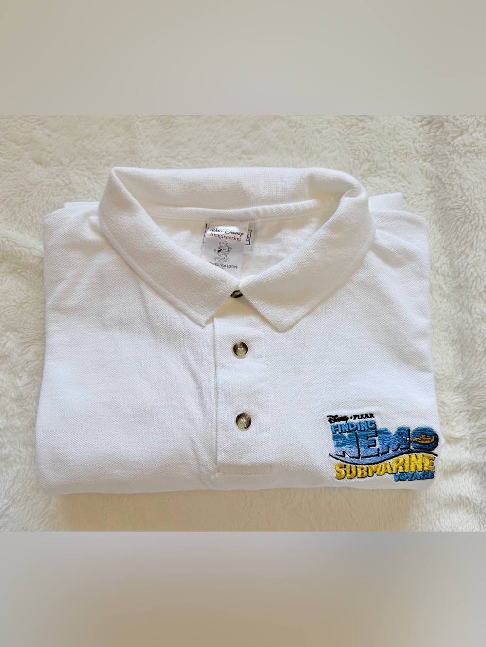 Disney Imagineering Exclusive Finding Nemo Submarine Voyage White Polo XL